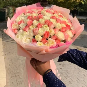 100-roses-pinkwhite-best-for-mom